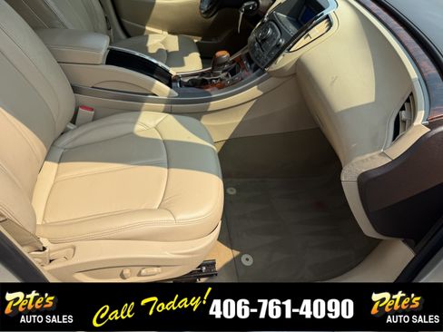 Used 2011 Buick LaCrosse CXL FWD image 16