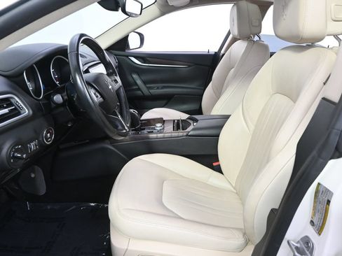 Used 2017 Maserati Ghibli RWD image 13