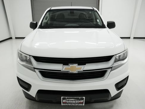 Used 2020 Chevrolet Colorado W/T w/ WT Convenience Package image 2