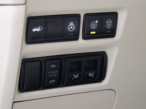 Used 2021 INFINITI QX80 Sensory w/ Cargo Package image 11