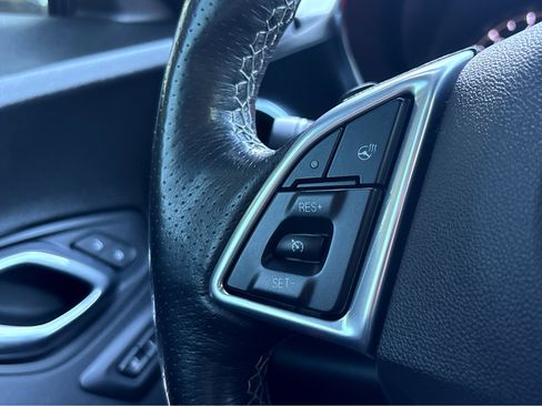 Used 2019 Chevrolet Camaro LT image 14