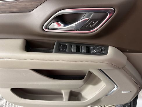 Used 2021 Chevrolet Tahoe Z71 w/ Z71 Off-Road Package image 28