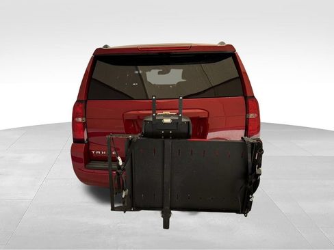 Used 2015 Chevrolet Tahoe LT w/ Luxury Package AWD/4WD image 7