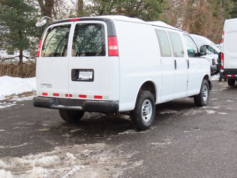 Used 2015 Chevrolet Express 2500 RWD 2500 135 image 7