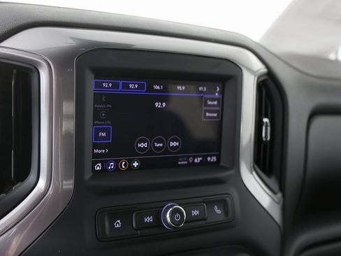 Used 2024 GMC Sierra 2500 Pro w/ Convenience Package image 8