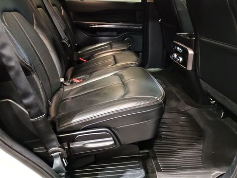 Used 2020 Ford Expedition Platinum image 24