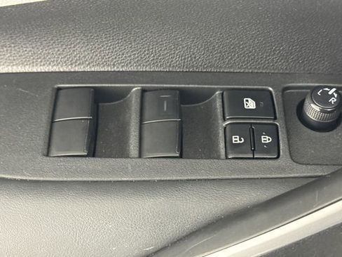 Used 2023 Toyota Corolla SE FWD image 31