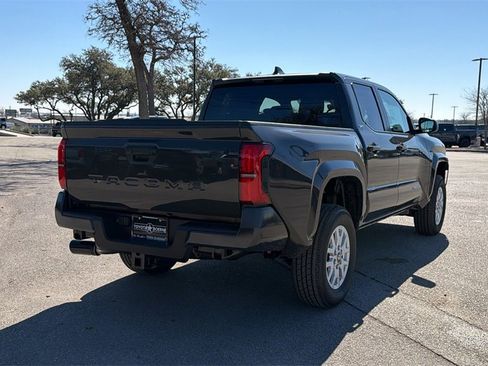 New 2026 Toyota Tacoma SR5 image 7