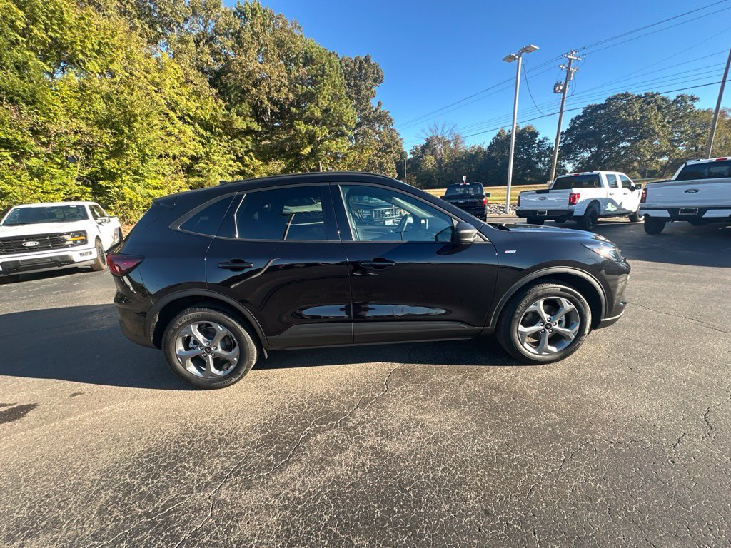 Used 2025 Ford Escape ST-Line AWD/4WD image 7