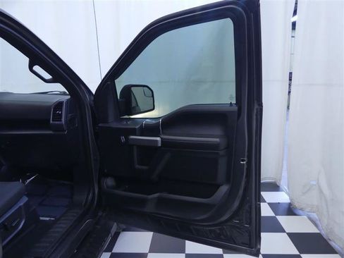 Used 2019 Ford F150 XLT w/ Equipment Group 302A Luxury AWD/4WD image 22