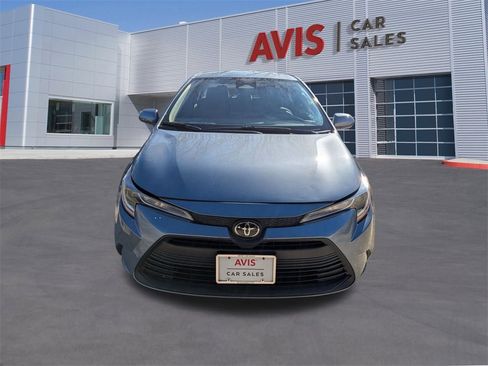 Used 2024 Toyota Corolla LE image 2