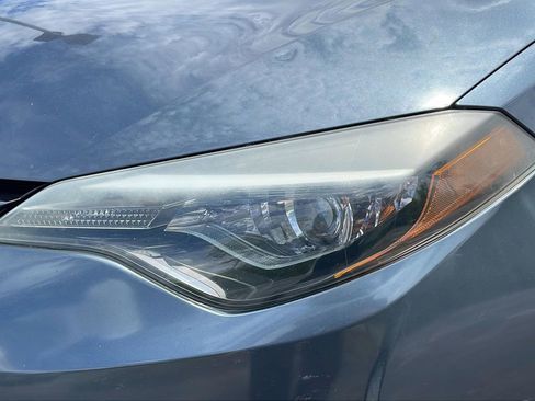 Used 2018 Toyota Corolla LE image 34