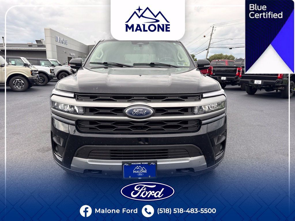 Used 2023 Ford Expedition XLT AWD/4WD image 11