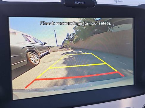 Used 2017 Kia Soul EV + image 30