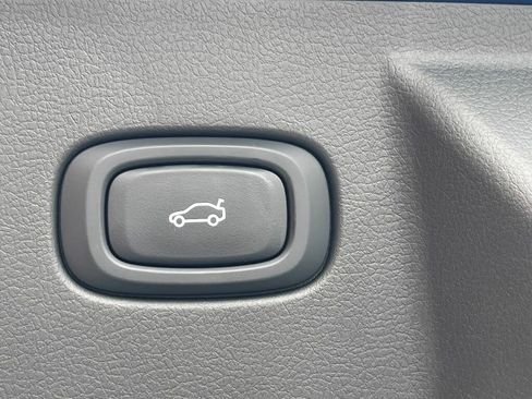 Used 2023 VinFast VF 8 Plus image 94