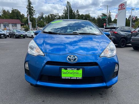 Used 2012 Toyota Prius C Three FWD image 2
