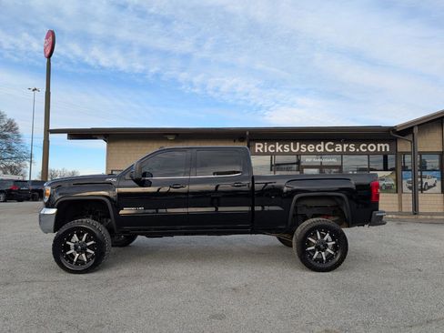 Used 2015 GMC Sierra 2500 SLE w/ SLE Preferred Package image 11