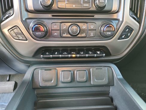 Used 2019 GMC Sierra 2500 Denali image 17