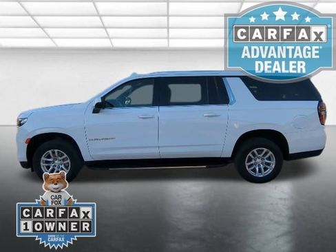 Used 2024 Chevrolet Suburban LT image 31