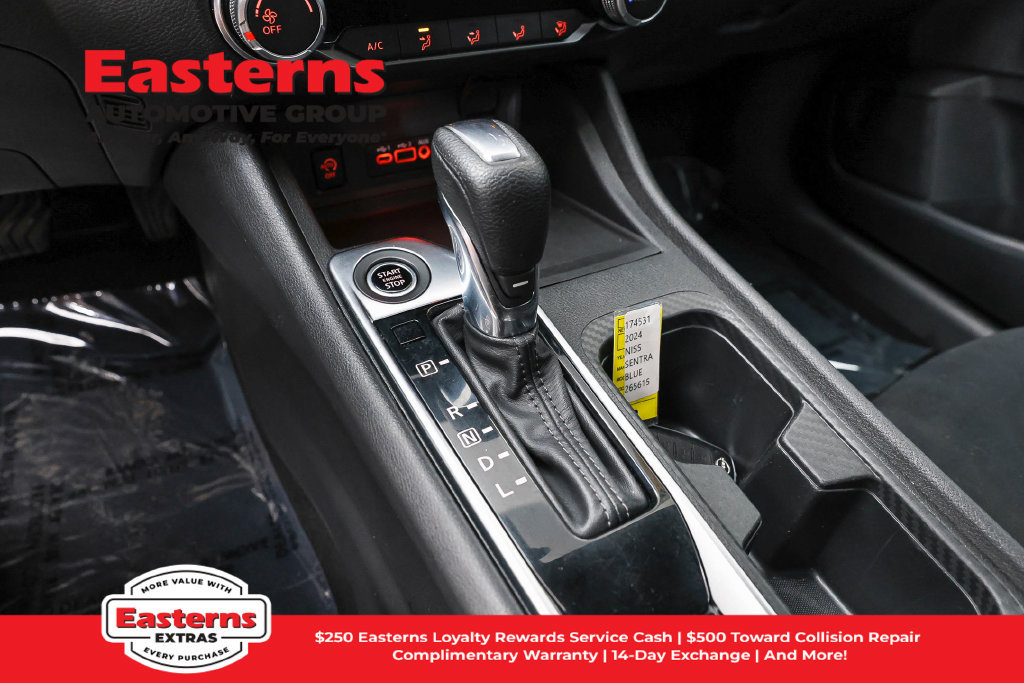 Used 2024 Nissan Sentra SV FWD image 14