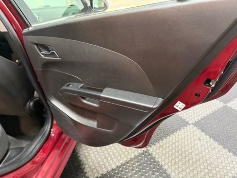 Used 2020 Chevrolet Sonic LT w/ Convenience Package image 37