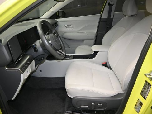 Used 2025 Hyundai Kona SEL AWD/4WD image 18