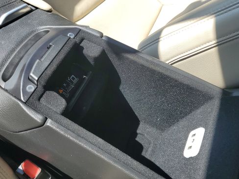 Used 2019 Cadillac XT5 Premium Luxury w/ Driver Assist Package image 24