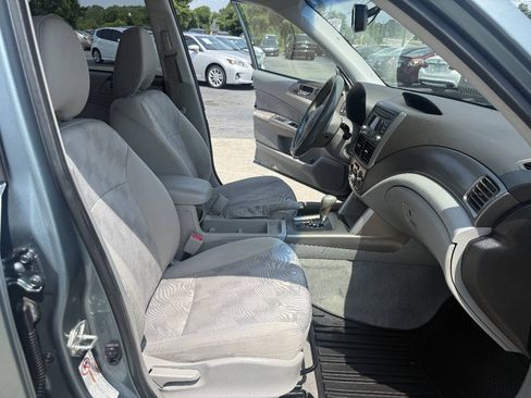 Used 2010 Subaru Forester 2.5X Premium w/ Popular Equipment Group 5B AWD/4WD image 14