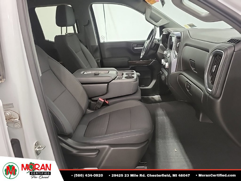 Used 2019 GMC Sierra 1500 SLE w/ X31 Off-Road Package AWD/4WD image 17