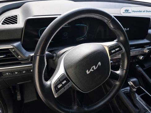 Used 2025 Kia Telluride S FWD image 8