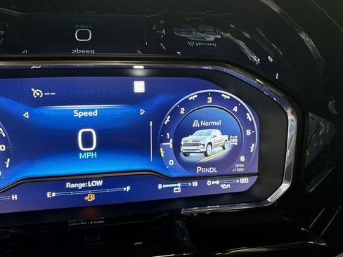 Used 2022 Chevrolet Silverado 1500 LT w/ Protection Package image 16