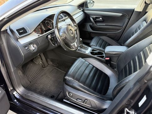 Used 2013 Volkswagen CC Sport image 14