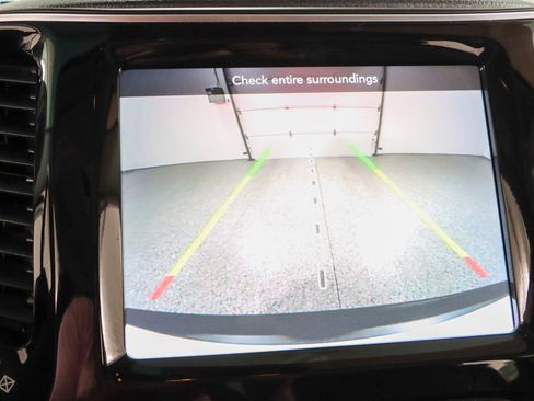 Used 2022 Jeep Cherokee Limited AWD/4WD image 18
