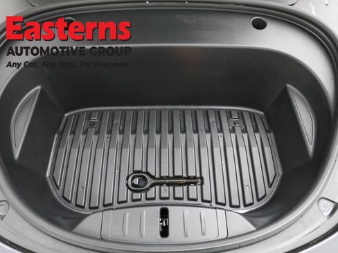 Used 2023 Tesla Model 3 Standard Range image 7