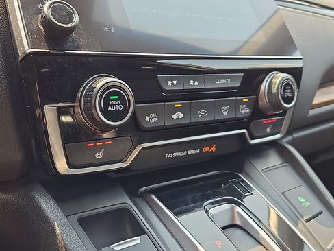 Used 2018 Honda CR-V EX image 16