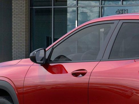 New 2026 Chevrolet Trax RS image 12