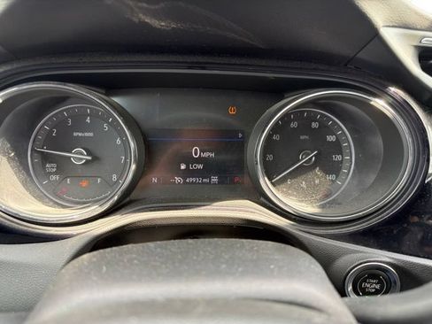 Used 2021 Buick Encore GX Preferred w/ Cold Weather Comfort Package AWD/4WD image 20