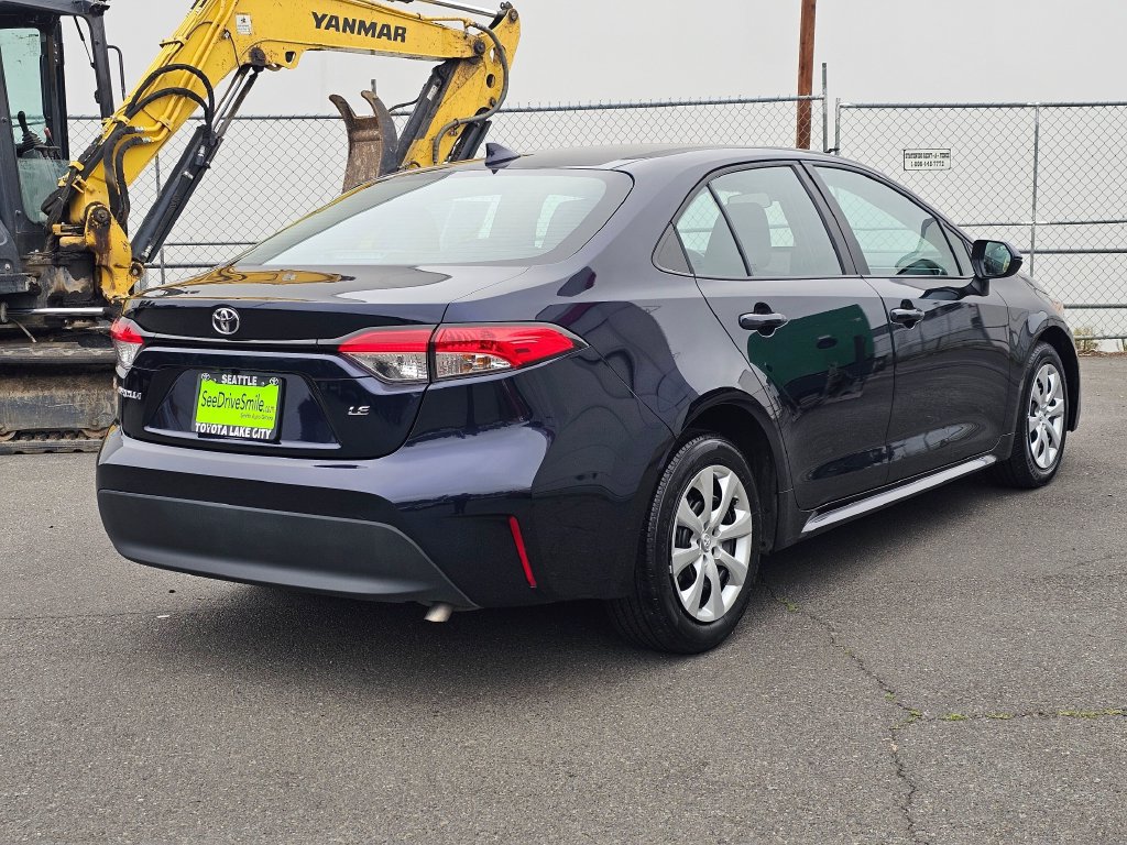 Certified 2025 Toyota Corolla LE FWD image 7