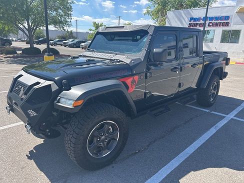 Used 2023 Jeep Gladiator Rubicon w/ Cold Weather Group image 1