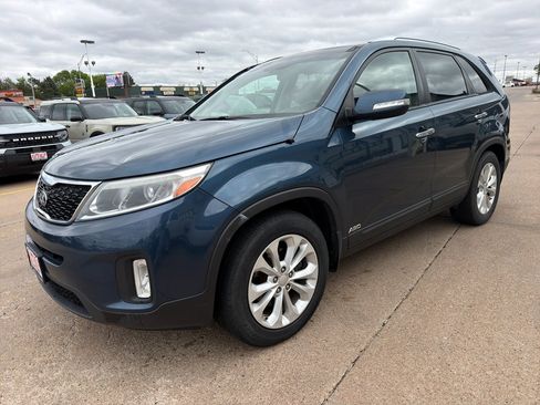 Used 2014 Kia Sorento EX w/ EX V6 Touring Package AWD/4WD image 1