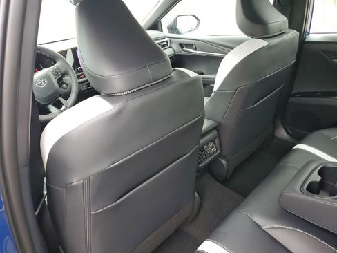 New 2026 Toyota Camry SE image 14