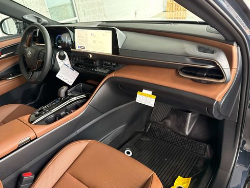 New 2026 Toyota Crown Signia AWD/4WD image 13