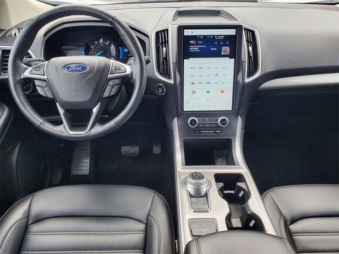 Used 2024 Ford Edge SEL image 26