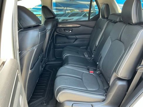 Used 2024 Honda Pilot Elite image 9