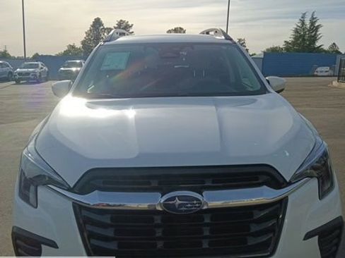 Certified 2025 Subaru Ascent Premium image 9