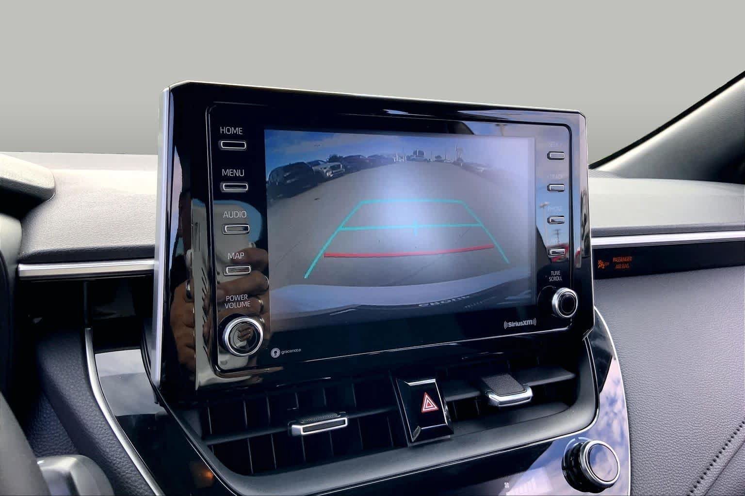 Used 2021 Toyota Corolla SE FWD image 28