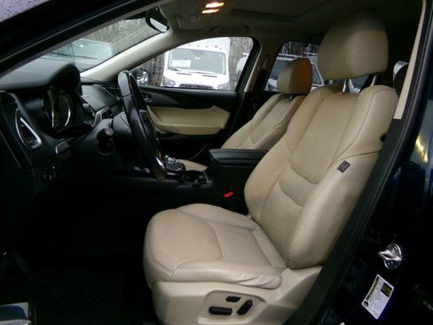 Used 2019 MAZDA CX-9 Touring w/ Touring Premium Package image 15