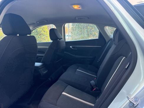 Used 2025 Hyundai Sonata SE image 11