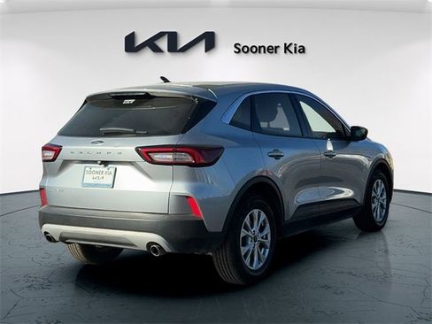 Used 2023 Ford Escape Active image 6