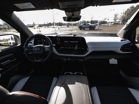 New 2025 Chevrolet Silverado EV RST image 20